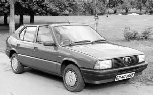 Alfa Romeo 33 1983 года (UK)